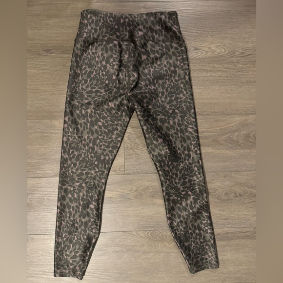 Good American the ferocious leopard print legging - Picture 5 of 7